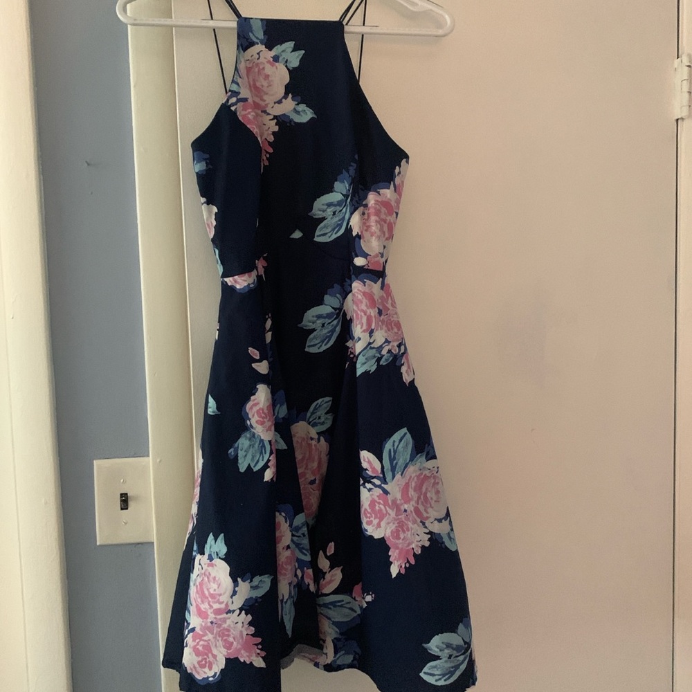 Adorable navy pink flower dress!!